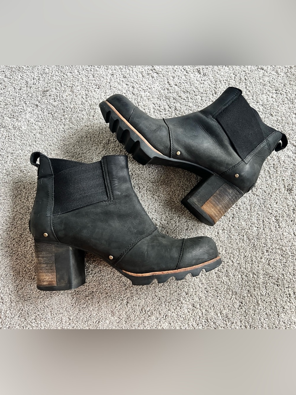 SOREL Women’s Size 10.5 Addington Chelsea Black/Kettle Heel Ankle Boots Booties
